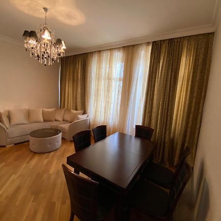 Cozy Old City Apartment Baku Ngoại thất bức ảnh